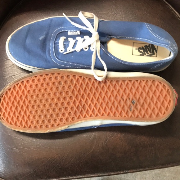 VANS - Picture 3 of 3